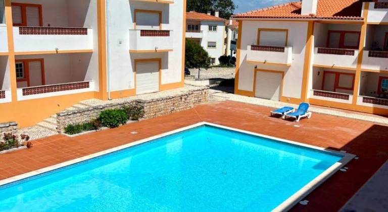 Holiday apartment with patio & private pool — photo 3