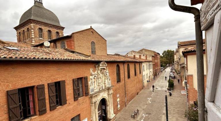 Apartment | Next to Capitole de Toulouse — photo 4