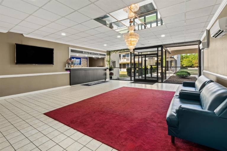 Americas Best Value Inn Wilson — photo 2