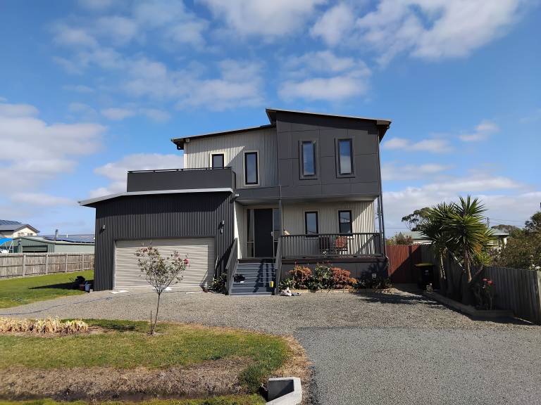 House  Robertsons Beach