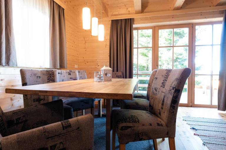 Vacation home with pool & sauna — photo 4