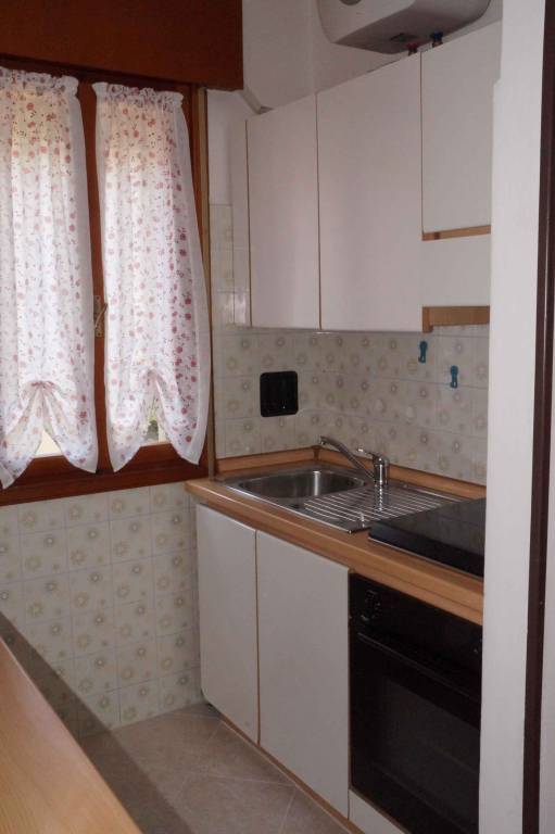 Apartment with terrace & yard — photo 4