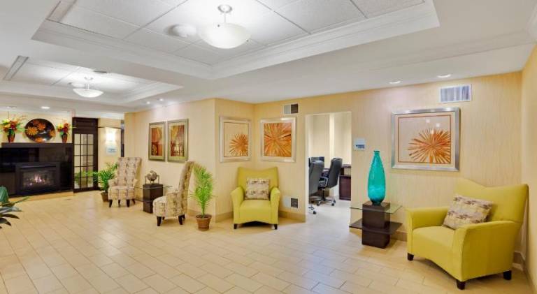Holiday Inn Express Hotel & Suites Lebanon By IHG — photo 3