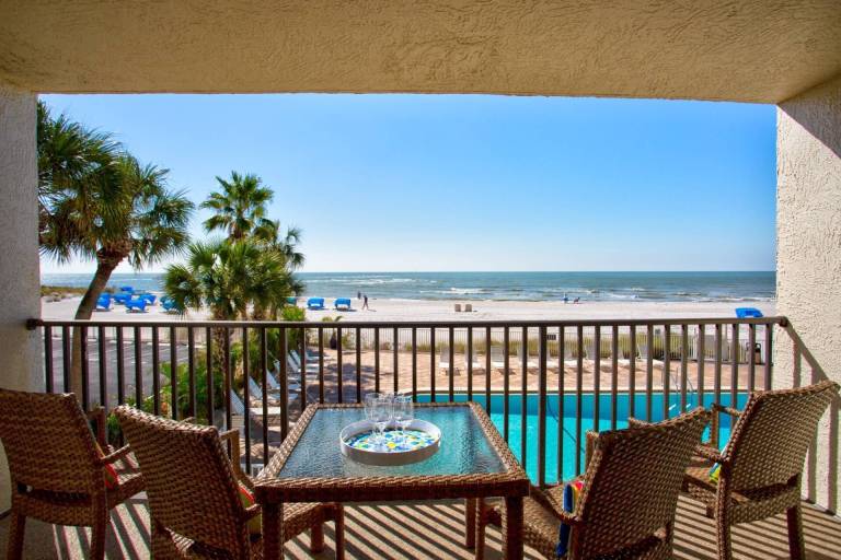 Condo  Madeira Beach