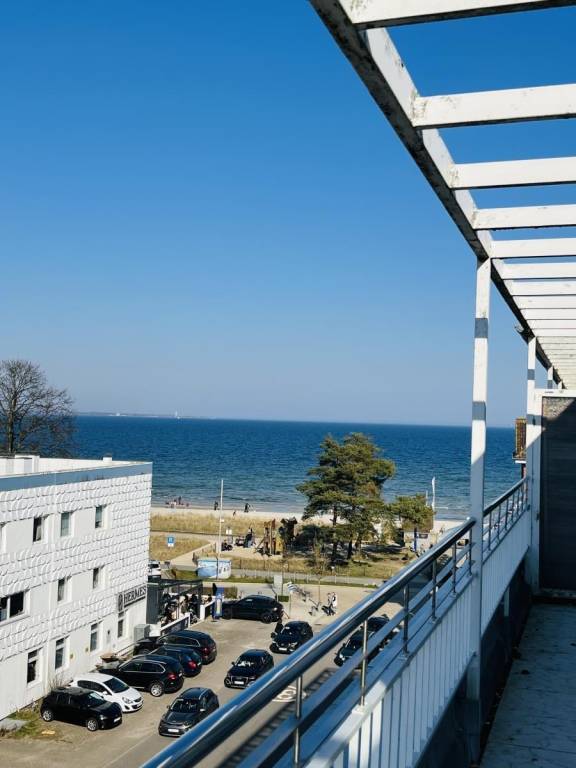 Family-oriented rental apartment with terrace | Sea view | Next to the beach | Pets allowed in Scharbeutz
