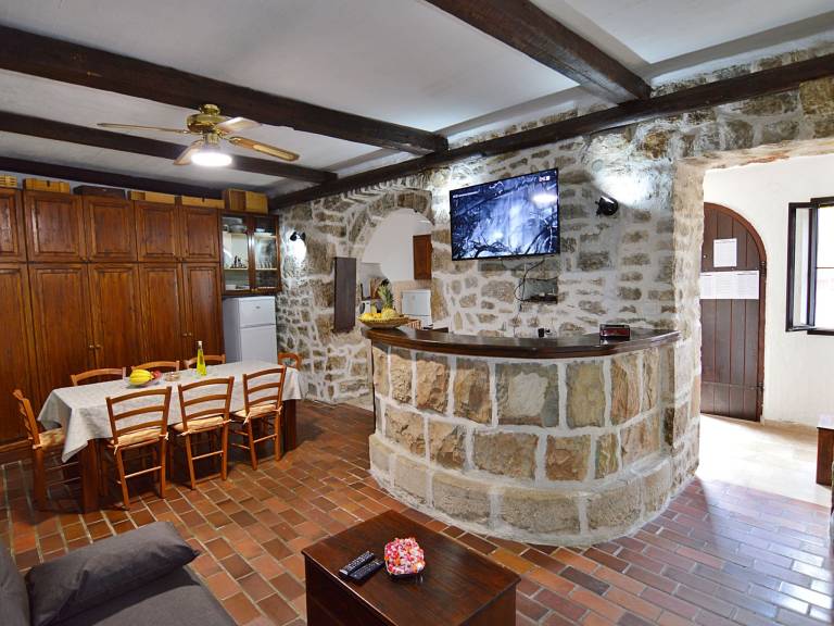 Fully equipped nice house with BBQ & patio | Sea view | Beach nearby | Pets are welcome — photo 4