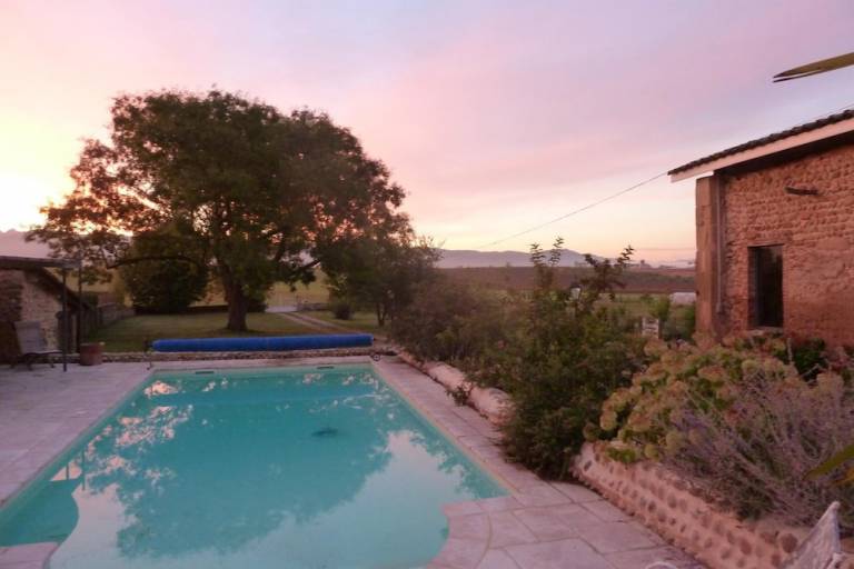 Accommodation  Alixan