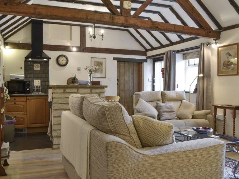 Family-friendly cottage with garden & patio | Pet-friendly — photo 5