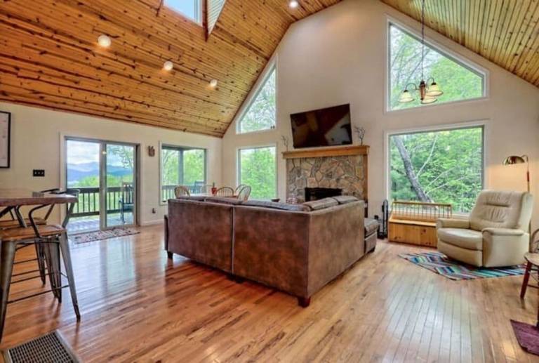 Cabin Dillard