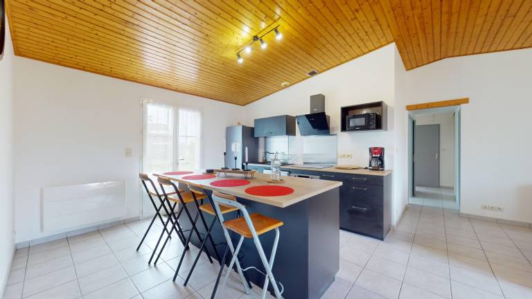 Vacation home with garden & grill — photo 2