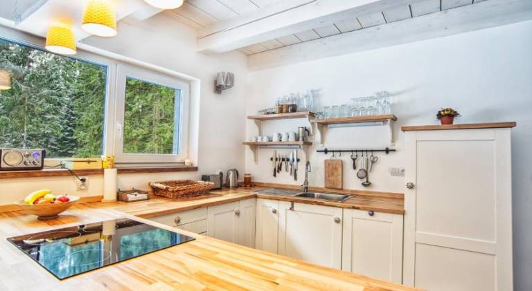Lovely lodge with garden, sauna & terrace | Next to the ski | Dogs allowed — photo 5