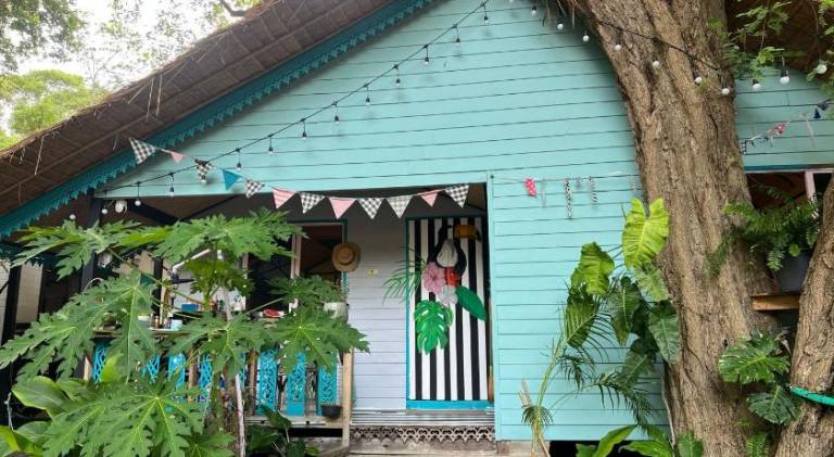 Lovely vacation home | Close to the beach | Pet-friendly in Rayong
