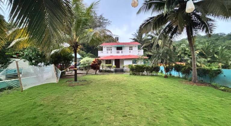 Hilltop nest cozy Villa with hill and forest view — photo 4