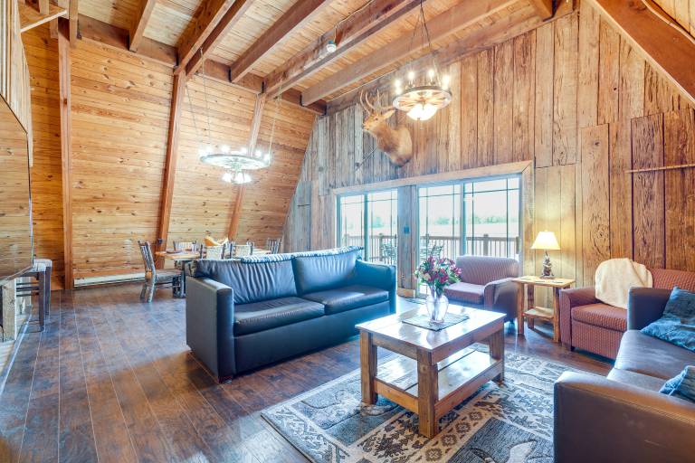 Lakefront A-Frame Cabin with Community Perks — photo 3