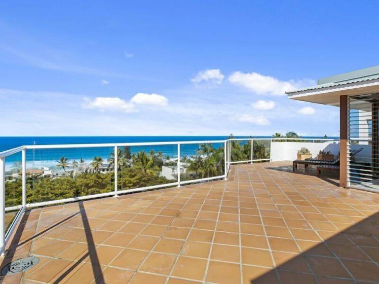 Apartment Sunshine Beach