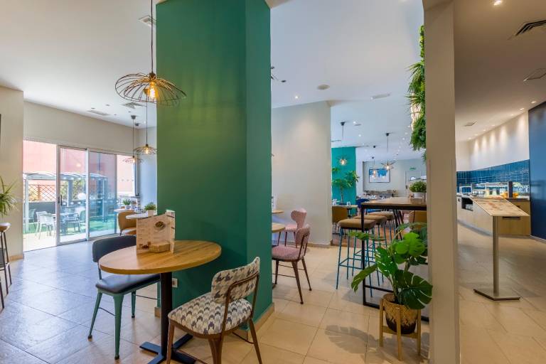 Travelodge Madrid Alcala de Henares — photo 4
