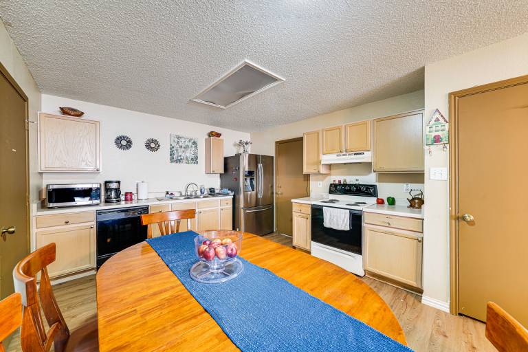 Spacious San Antonio Home: Close to Military Bases — photo 2