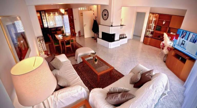 Rental apartment with patio | Good for workation in Thessaloniki