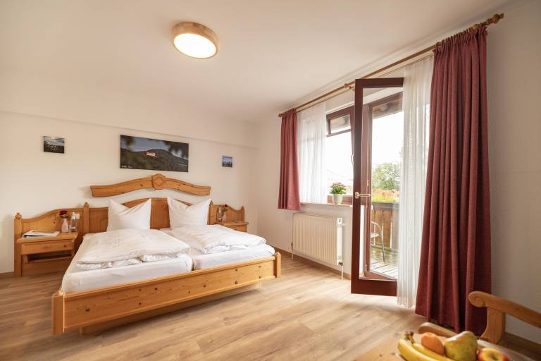 Doppelzimmer Dusche WC Balkon