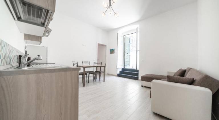Apartment with terrace in Lavagna