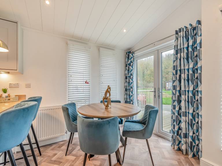 Cottage with 2 rooms for 4 persons — photo 4