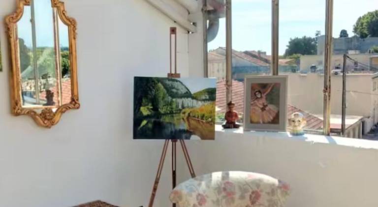 Fully equipped nice vacation home with grill, patio & yard | Good for workation | Pet-friendly in Arles