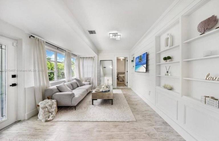 House Lake Worth