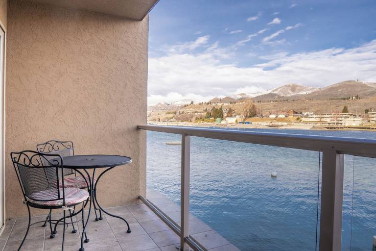 Condo  Chelan
