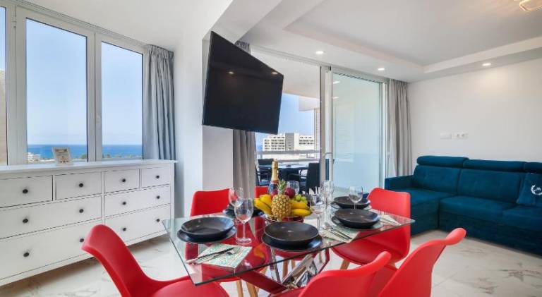 Beautiful apartment with private pool & patio | Beach nearby | Pets are welcome — photo 4