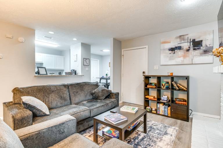 Apartment  Bryan
