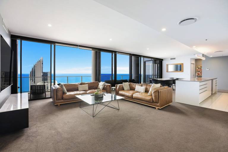 Apartment Surfers Paradise