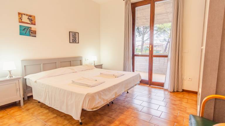 Family-oriented wonderful villa with terrace & yard | City view | Dogs allowed — photo 5