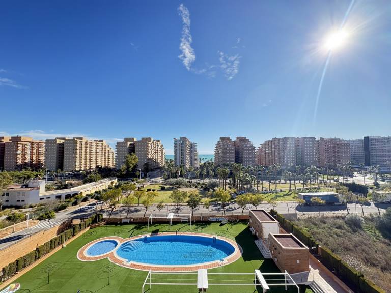 Apartment with pool in Oropesa del Mar