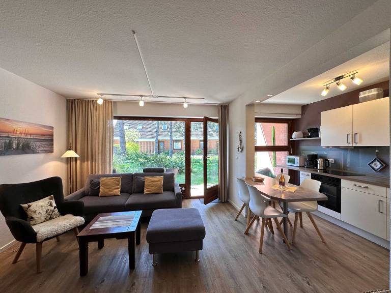 Holiday apartment with yard | Perfect for remote work in St. Peter-Ording
