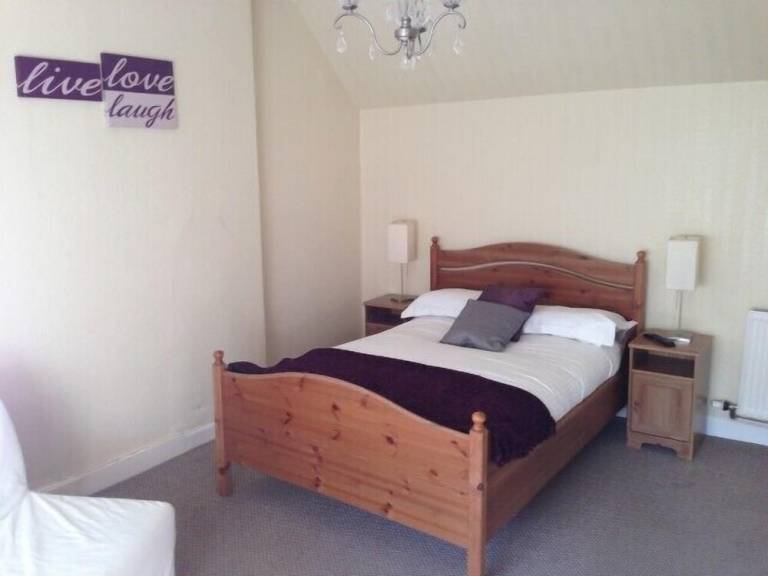 Accommodation  Penicuik