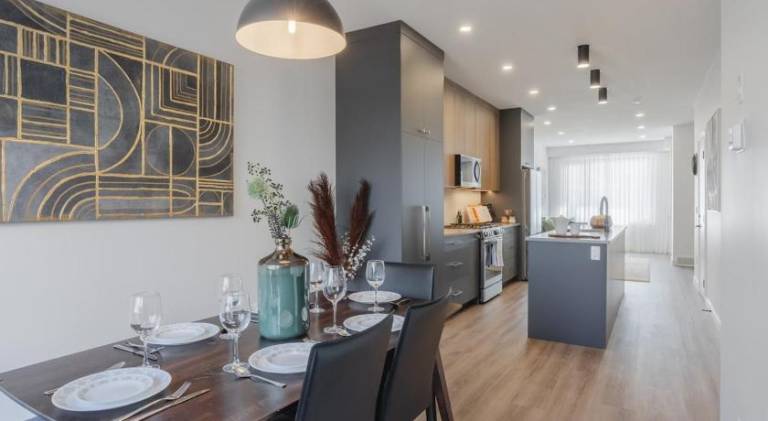 Lovely house | Pets allowed in Calgary, AB