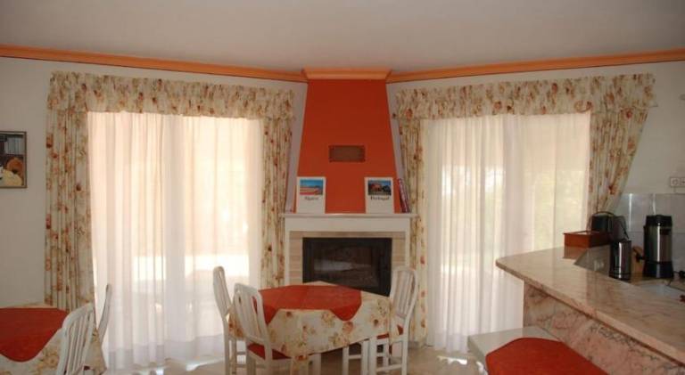 Villa with pool — photo 5
