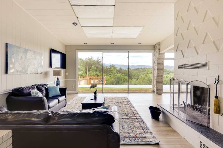 House  Copperhill