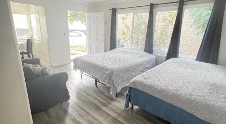 Wonderful holiday apartment | Pets are welcome in Torrance, CA