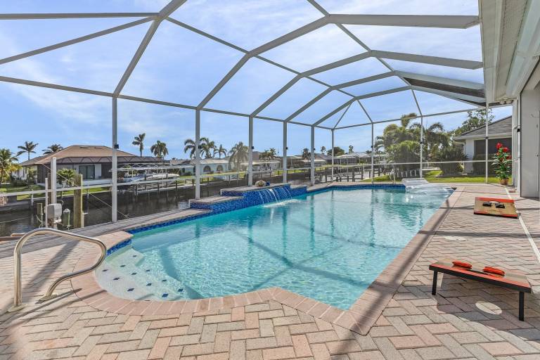 Gulf Access, Dock with Tiki, Heated Pool & Pool Table - Mango Paradise-Roelens — photo 4