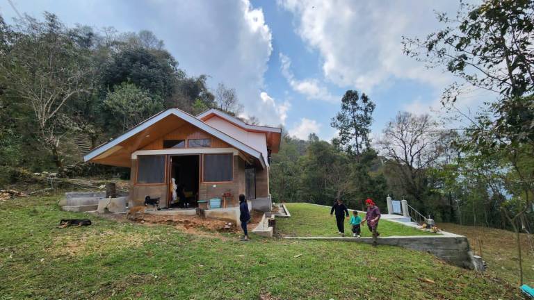 Vacation home with jacuzzi & garden | Good for workation | Pet-friendly in Gangtok