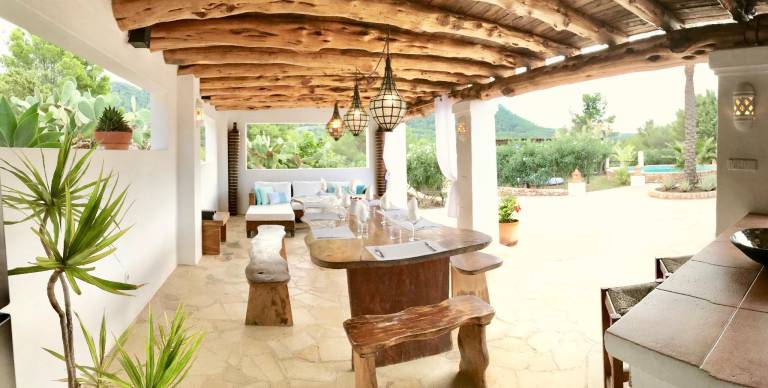 Villa with grill, pool & garden — photo 3
