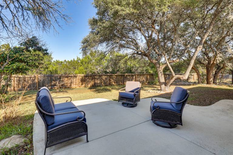 Family Home w/ Games & Fenced Yard in San Antonio! — photo 4