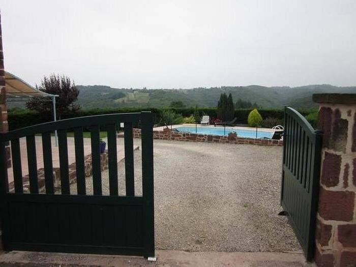 House with garden, terrace & private pool | Garden view — photo 3