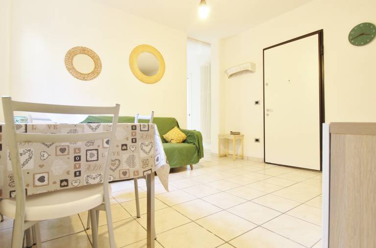 Child-friendly holiday apartment with barbeque & yard | Pets allowed — photo 3