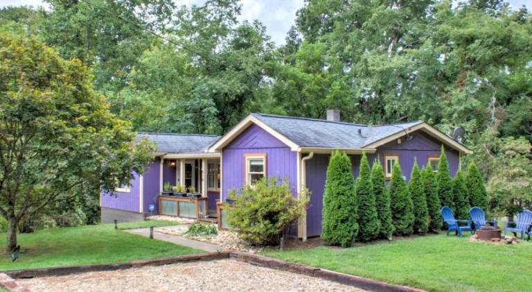 House with 3 rooms for 6 persons in Asheville, NC