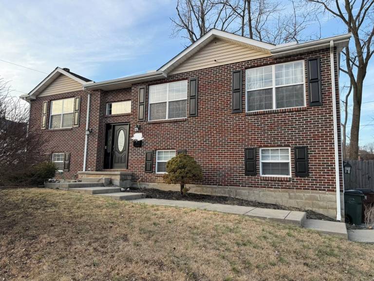 House  Clayton