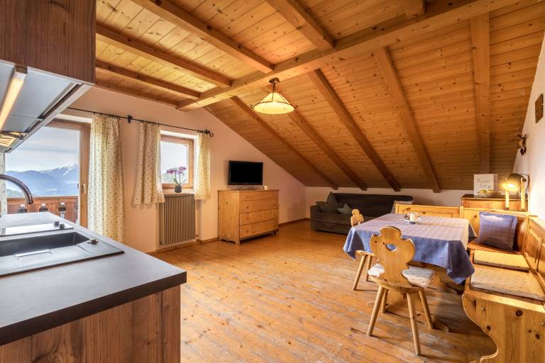 Family-oriented beautiful holiday apartment with barbecue & garden | Garden view | Pets allowed — photo 3