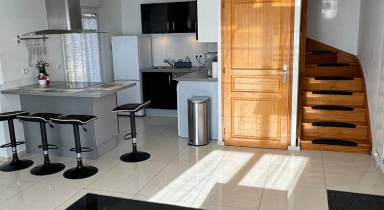 Villa with 2 rooms for 4 persons — photo 2