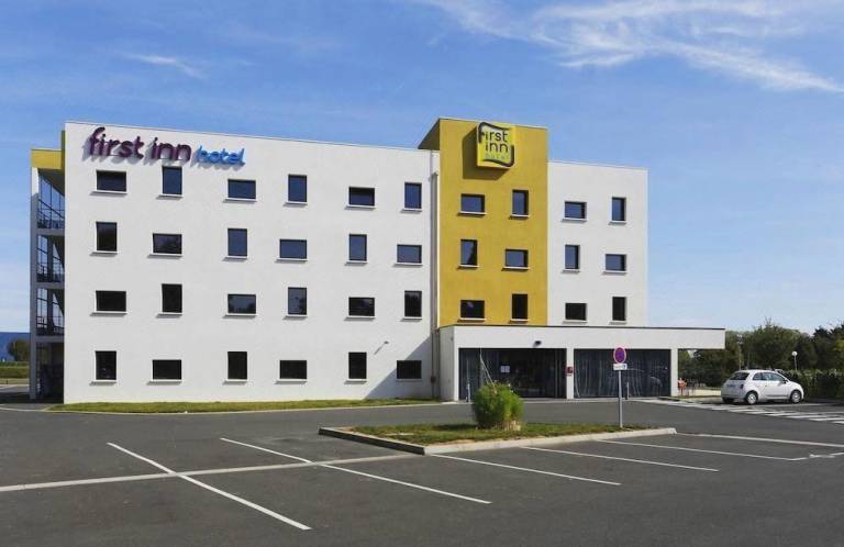 First Inn Hotel Blois — photo 4